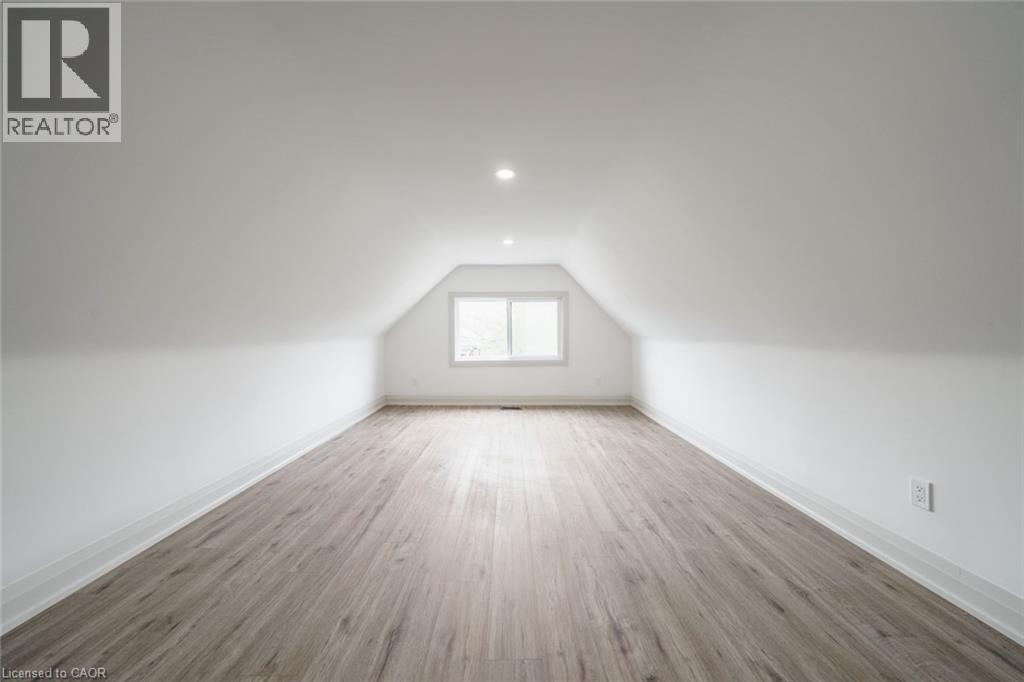 105 Aikman Avenue, Hamilton, Ontario L8M 1R1 - Photo 30 - 40788245