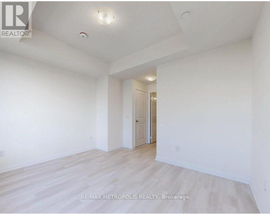 1407 - 3260 Sheppard Avenue E, Toronto, Ontario M1T 3K3 - Photo 4 - E12503226