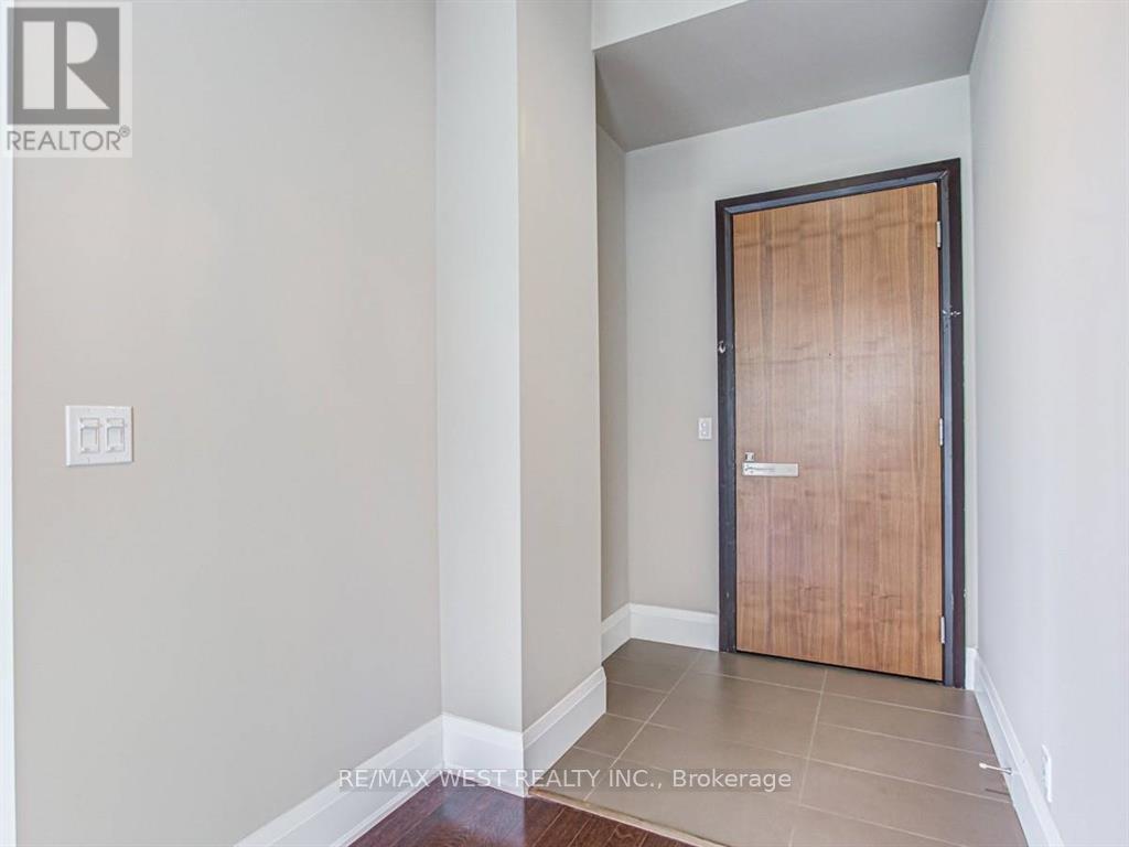 302 - 150 Homewood Avenue, Toronto, Ontario  M4Y 2J6 - Photo 4 - C12546878