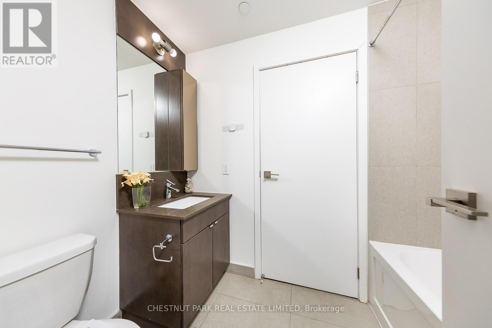 1611 - 98 Lillian Street, Toronto, Ontario  M4S 0A5 - Photo 17 - C12546884