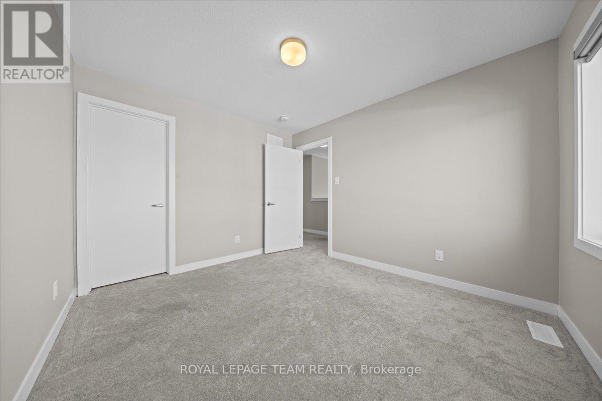 426 Epoch Street, Ottawa, Ontario  K2J 6X7 - Photo 23 - X12469227