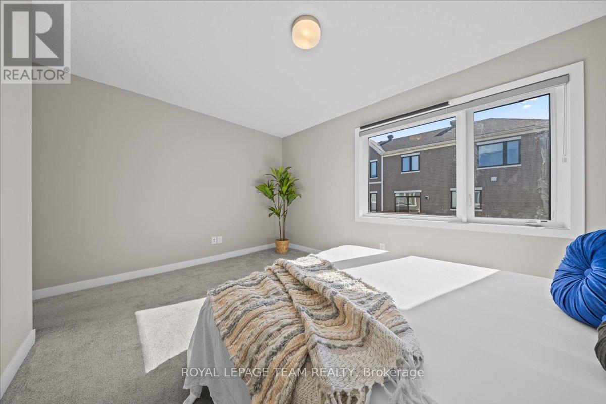 426 Epoch Street, Ottawa, Ontario  K2J 6X7 - Photo 17 - X12469227