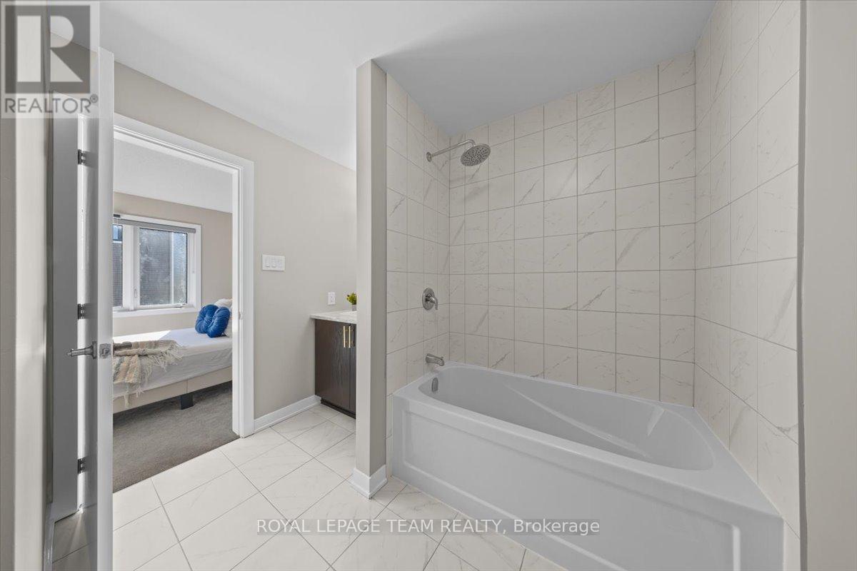 426 Epoch Street, Ottawa, Ontario  K2J 6X7 - Photo 20 - X12469227