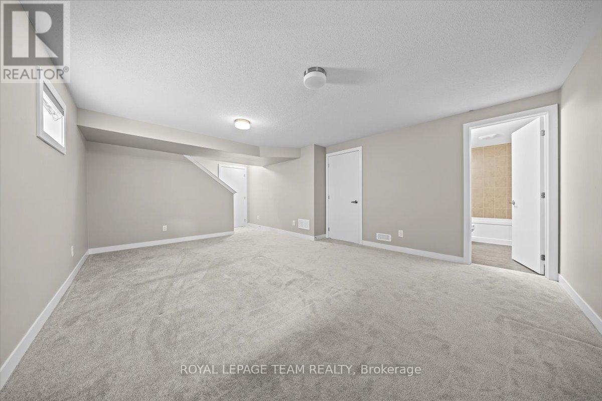 426 Epoch Street, Ottawa, Ontario  K2J 6X7 - Photo 28 - X12469227