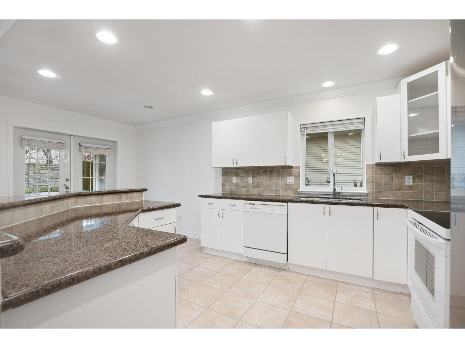 32 17516 4th Avenue, Surrey, British Columbia  V3S 0R9 - Photo 11 - R3067315