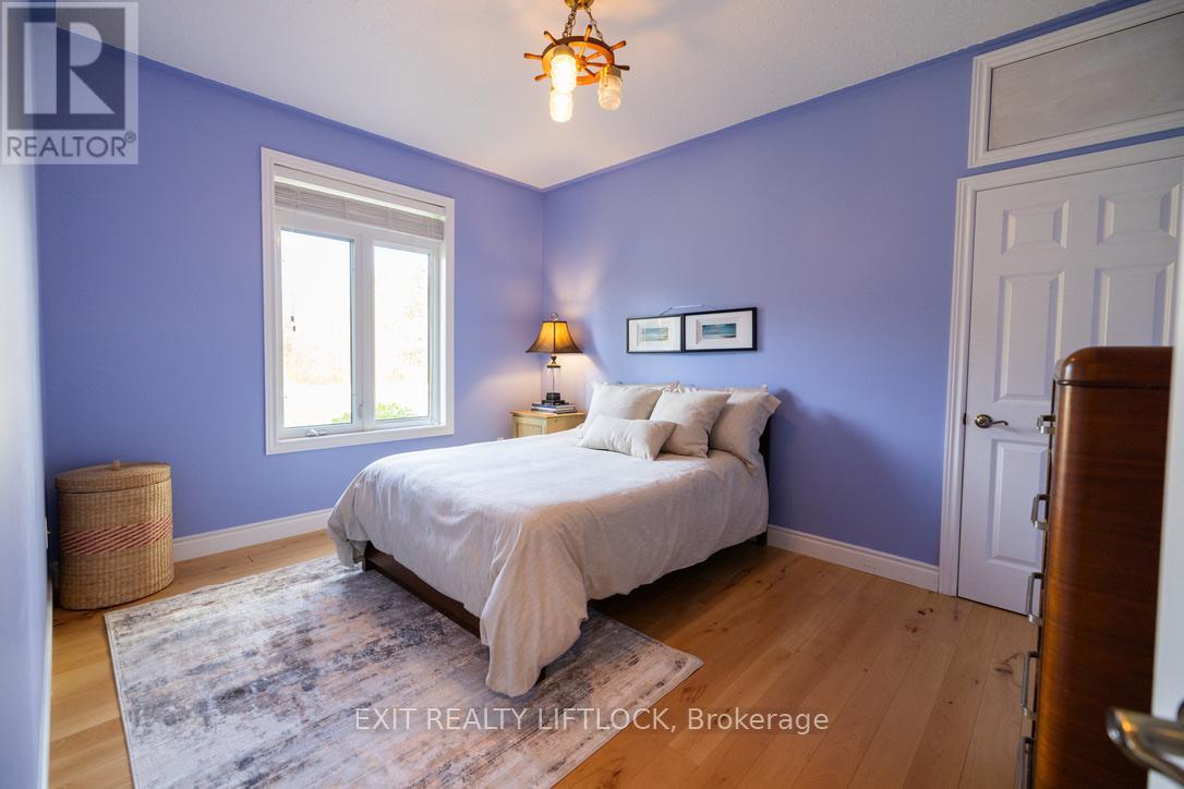 129 Stinson's Bay Road, Kawartha Lakes, Ontario  K0M 1N0 - Photo 22 - X12547026