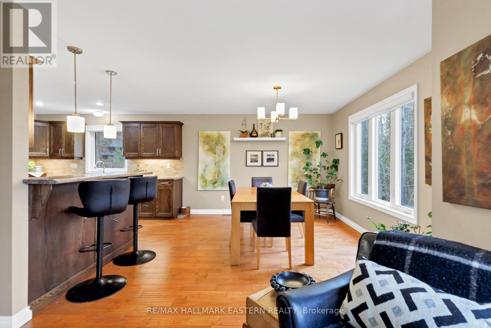 55 Goodman Road, Kawartha Lakes, Ontario K0M 1N0 - Photo 12 - X12547110