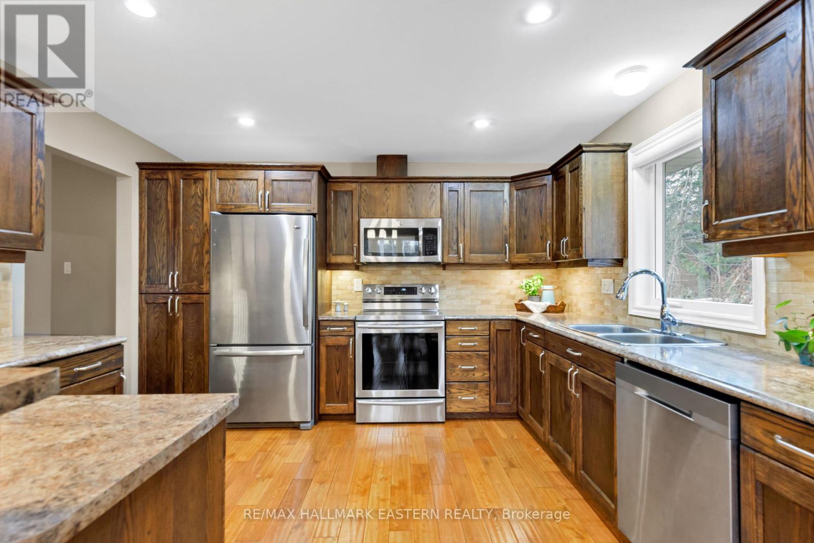 55 Goodman Road, Kawartha Lakes, Ontario K0M 1N0 - Photo 17 - X12547110