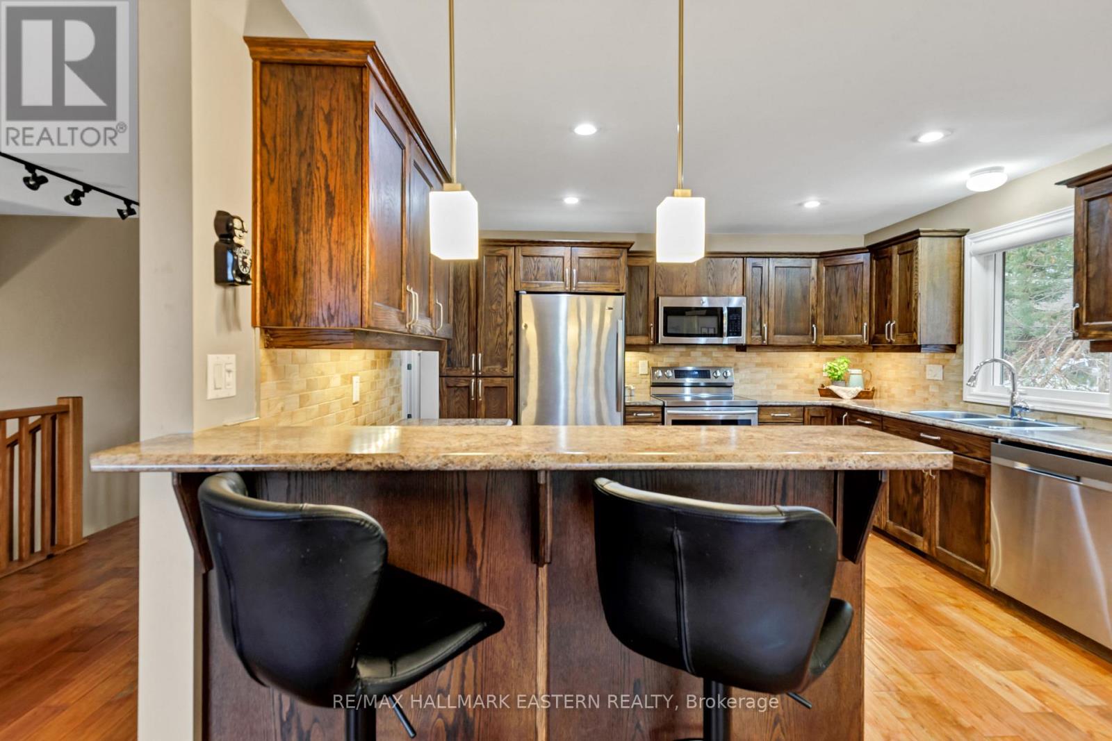 55 Goodman Road, Kawartha Lakes, Ontario K0M 1N0 - Photo 20 - X12547110