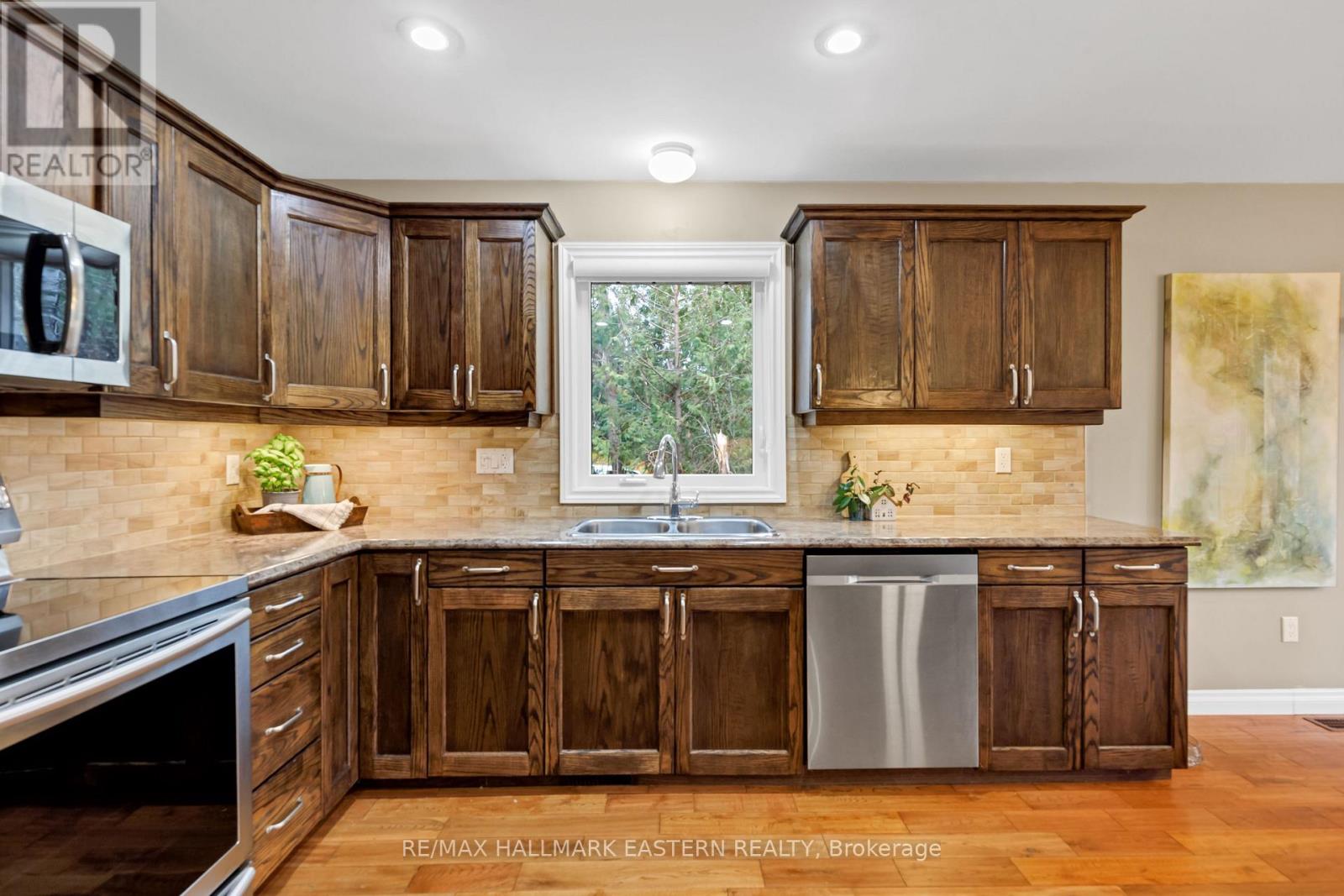 55 Goodman Road, Kawartha Lakes, Ontario K0M 1N0 - Photo 23 - X12547110