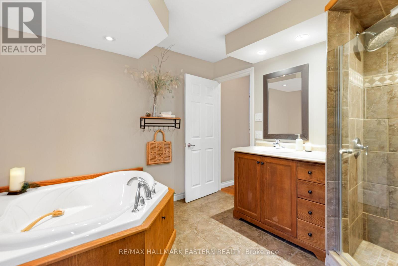 55 Goodman Road, Kawartha Lakes, Ontario K0M 1N0 - Photo 24 - X12547110