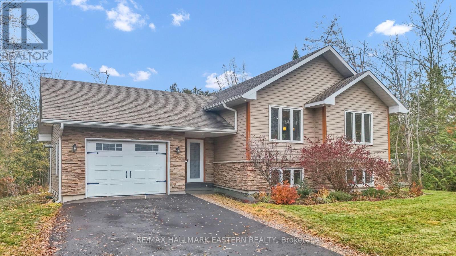 55 Goodman Road, Kawartha Lakes, Ontario K0M 1N0 - Photo 44 - X12547110