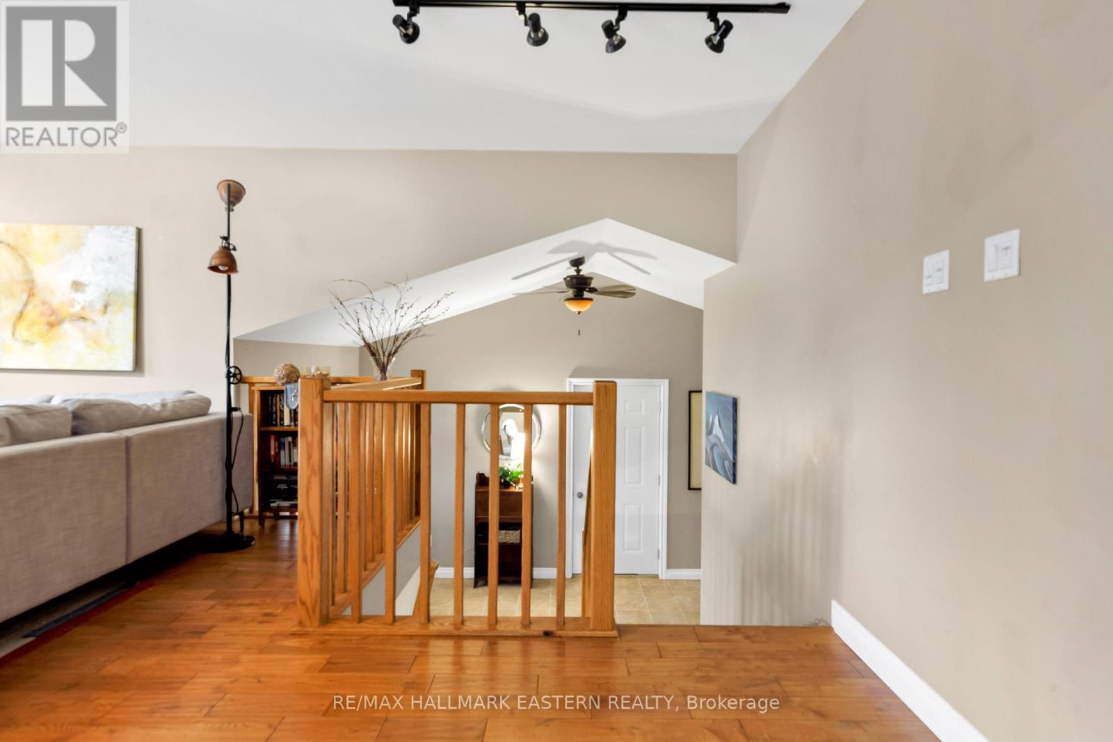 55 Goodman Road, Kawartha Lakes, Ontario K0M 1N0 - Photo 7 - X12547110