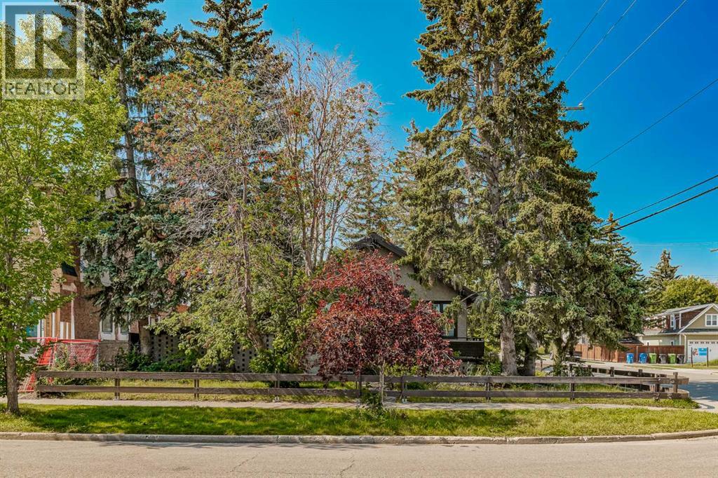 2201 26a Street Sw, Calgary, Alberta  T3E 2C2 - Photo 3 - A2253718