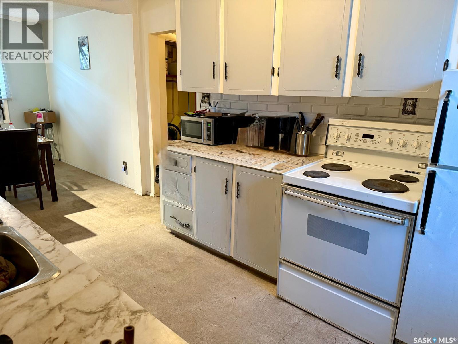 1140 Coteau Street W, Moose Jaw, Saskatchewan  S6H 5G6 - Photo 8 - SK024077