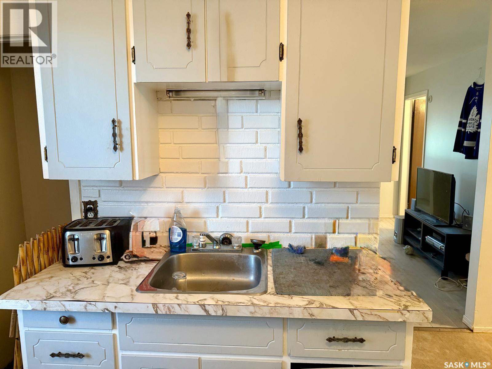 1140 Coteau Street W, Moose Jaw, Saskatchewan  S6H 5G6 - Photo 10 - SK024077