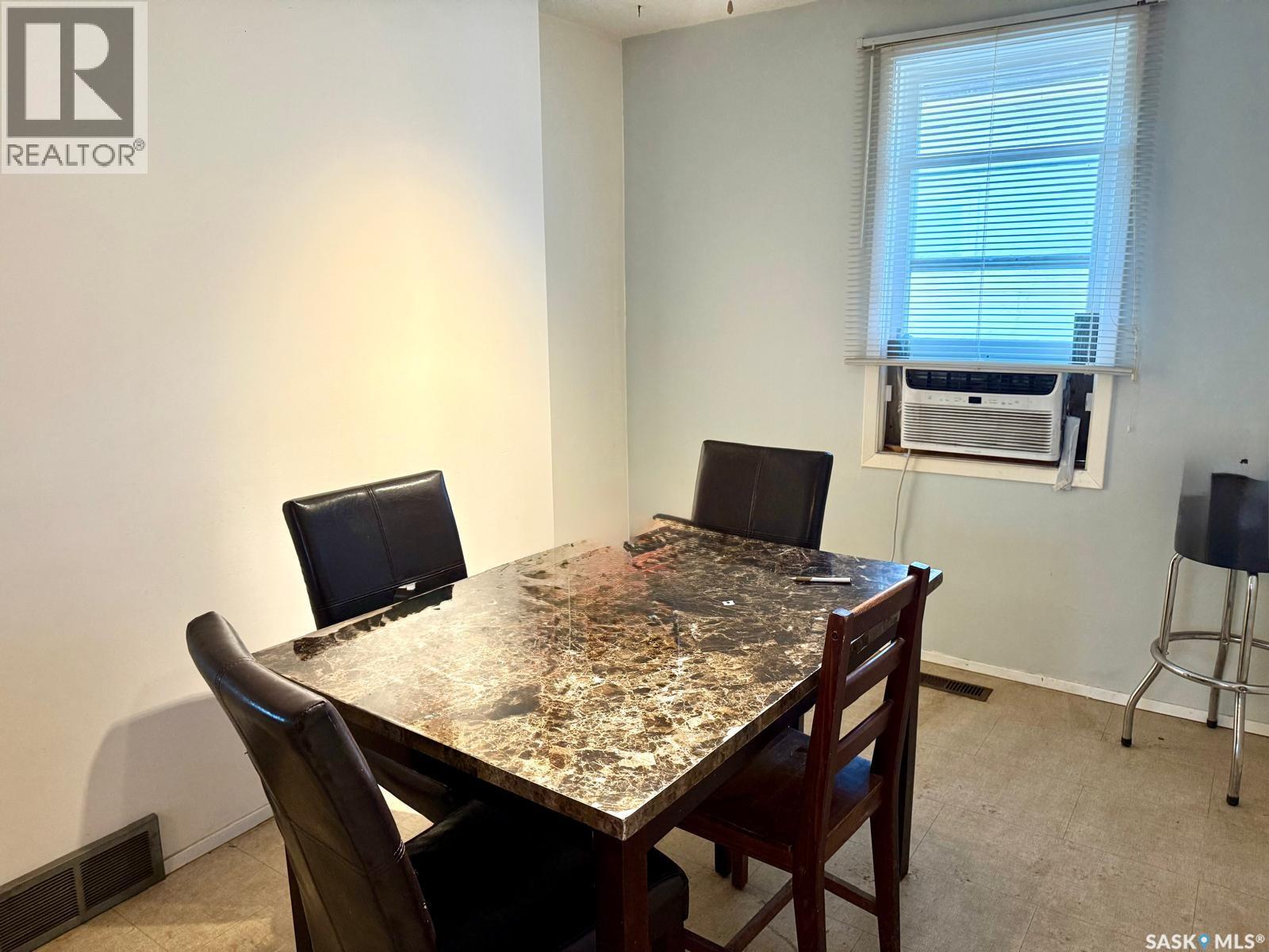 1140 Coteau Street W, Moose Jaw, Saskatchewan  S6H 5G6 - Photo 11 - SK024077