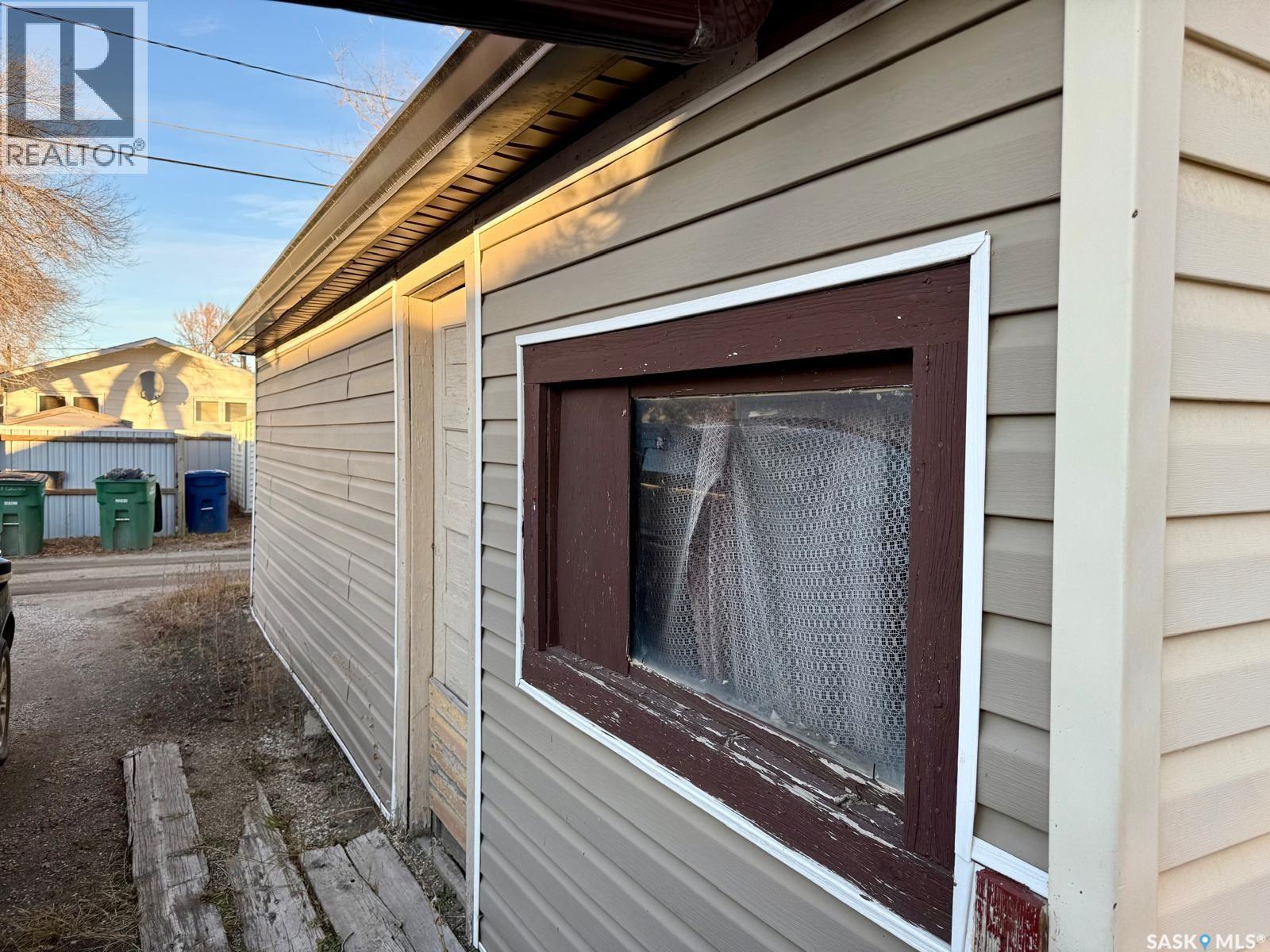 1140 Coteau Street W, Moose Jaw, Saskatchewan  S6H 5G6 - Photo 15 - SK024077