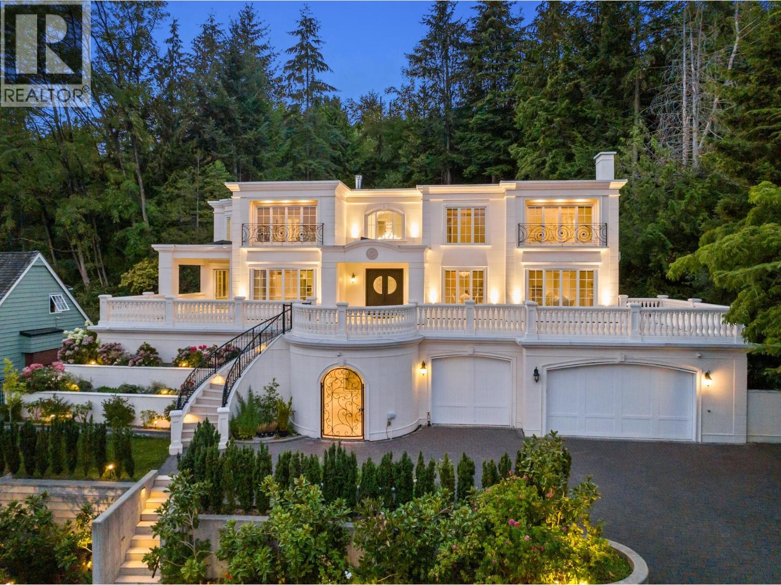 735 ST. ANDREWS ROAD, West Vancouver, British Columbia
