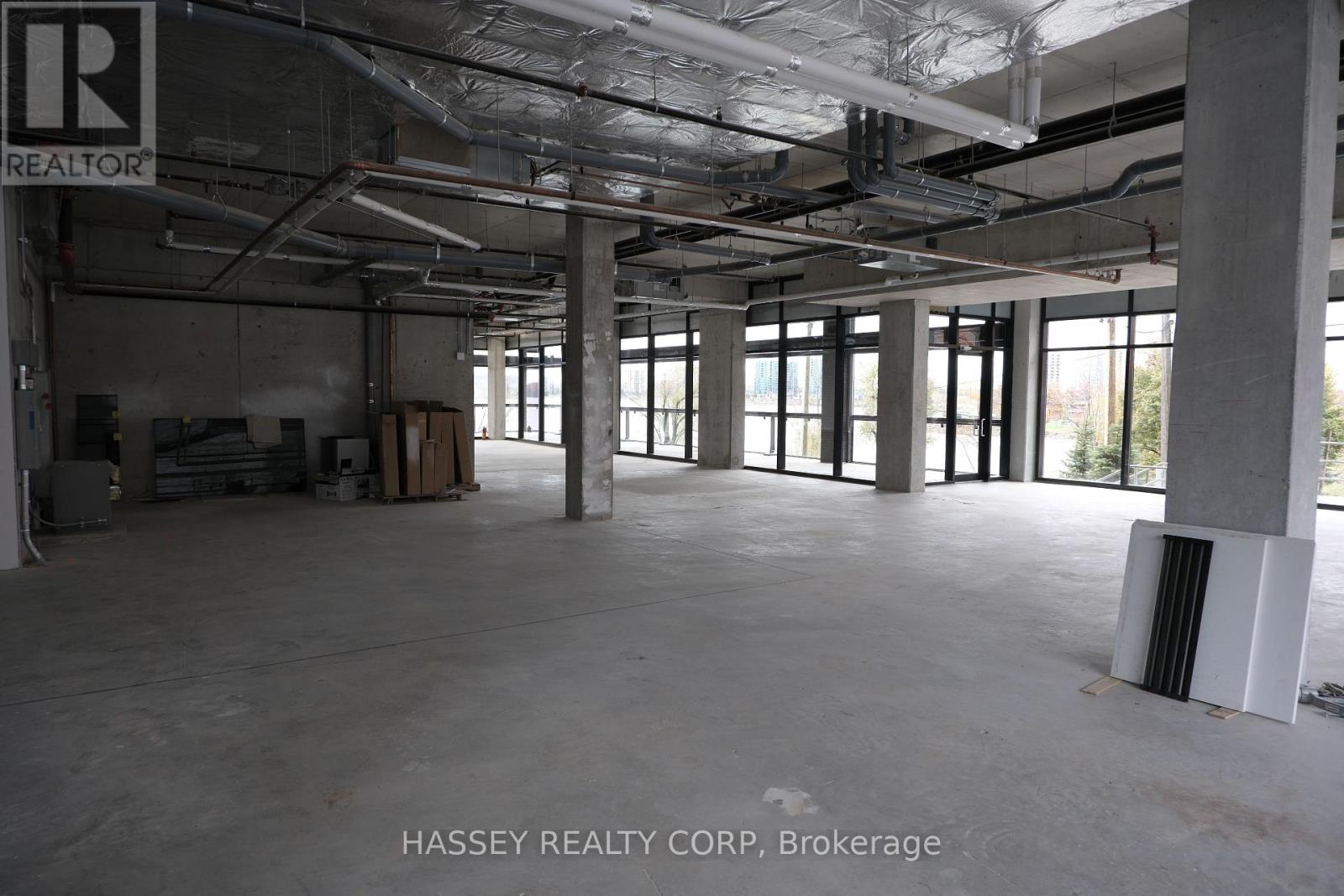 C1 - 185 Dunlop Street E, Barrie (Lakeshore), Ontario  L4M 0L7 - Photo 8 - S12546888