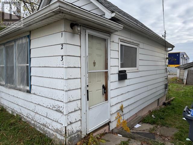 123 Johnson Ave, Thunder Bay, Ontario  P7B 2V9 - Photo 15 - TB253482