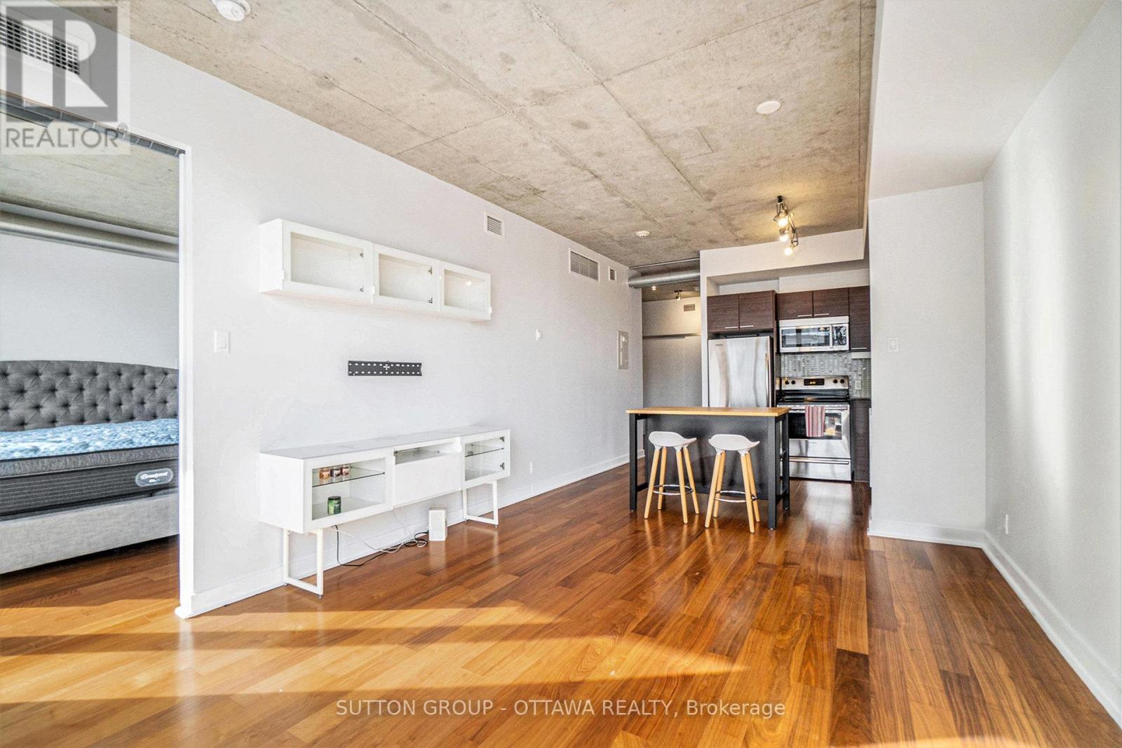 517 - 354 Gladstone Avenue, Ottawa, Ontario  K2P 0R4 - Photo 12 - X12547002