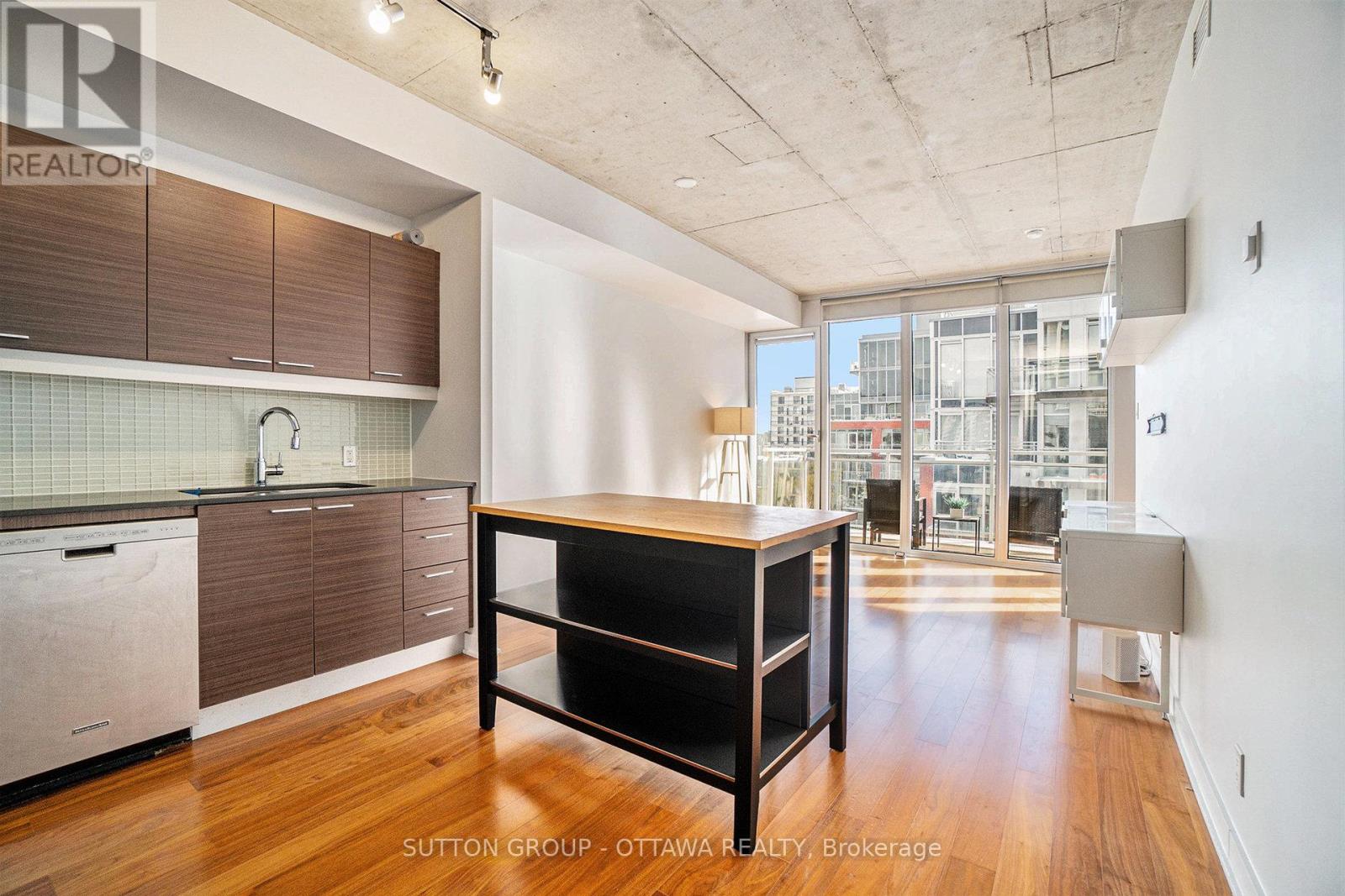 517 - 354 Gladstone Avenue, Ottawa, Ontario  K2P 0R4 - Photo 8 - X12547002