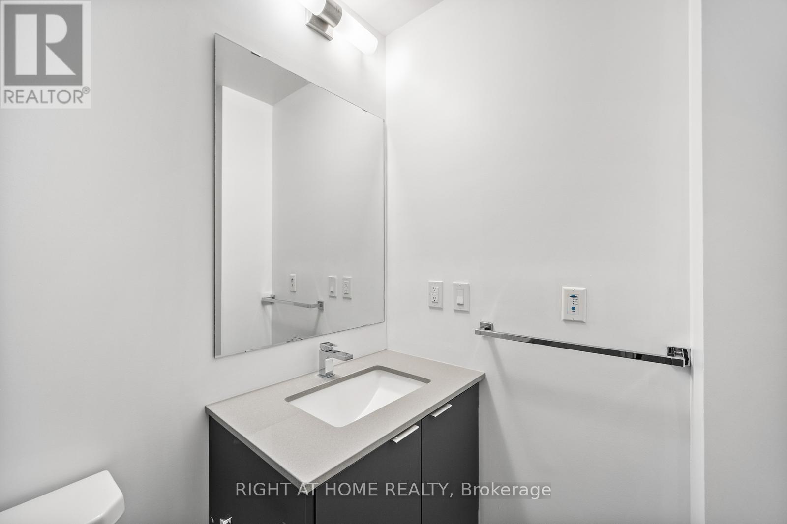 607 - 8 Tippett Road, Toronto, Ontario  M3H 0E7 - Photo 12 - C12544068