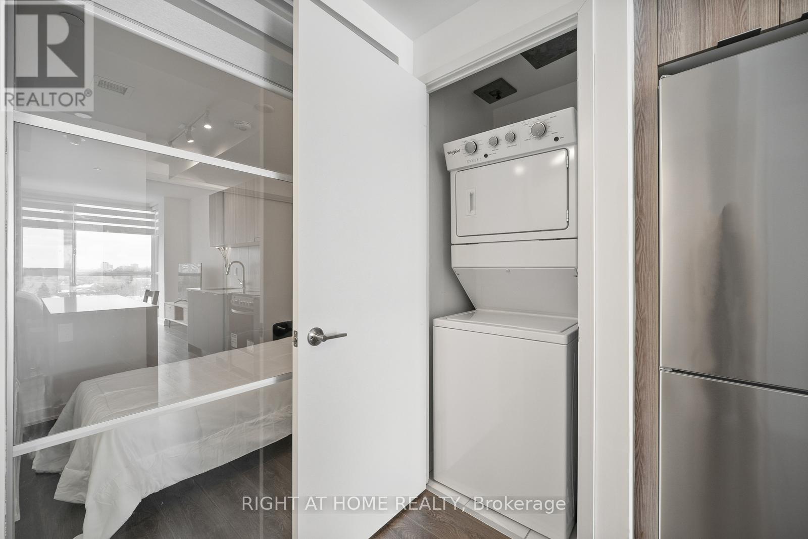 607 - 8 Tippett Road, Toronto, Ontario  M3H 0E7 - Photo 17 - C12544068