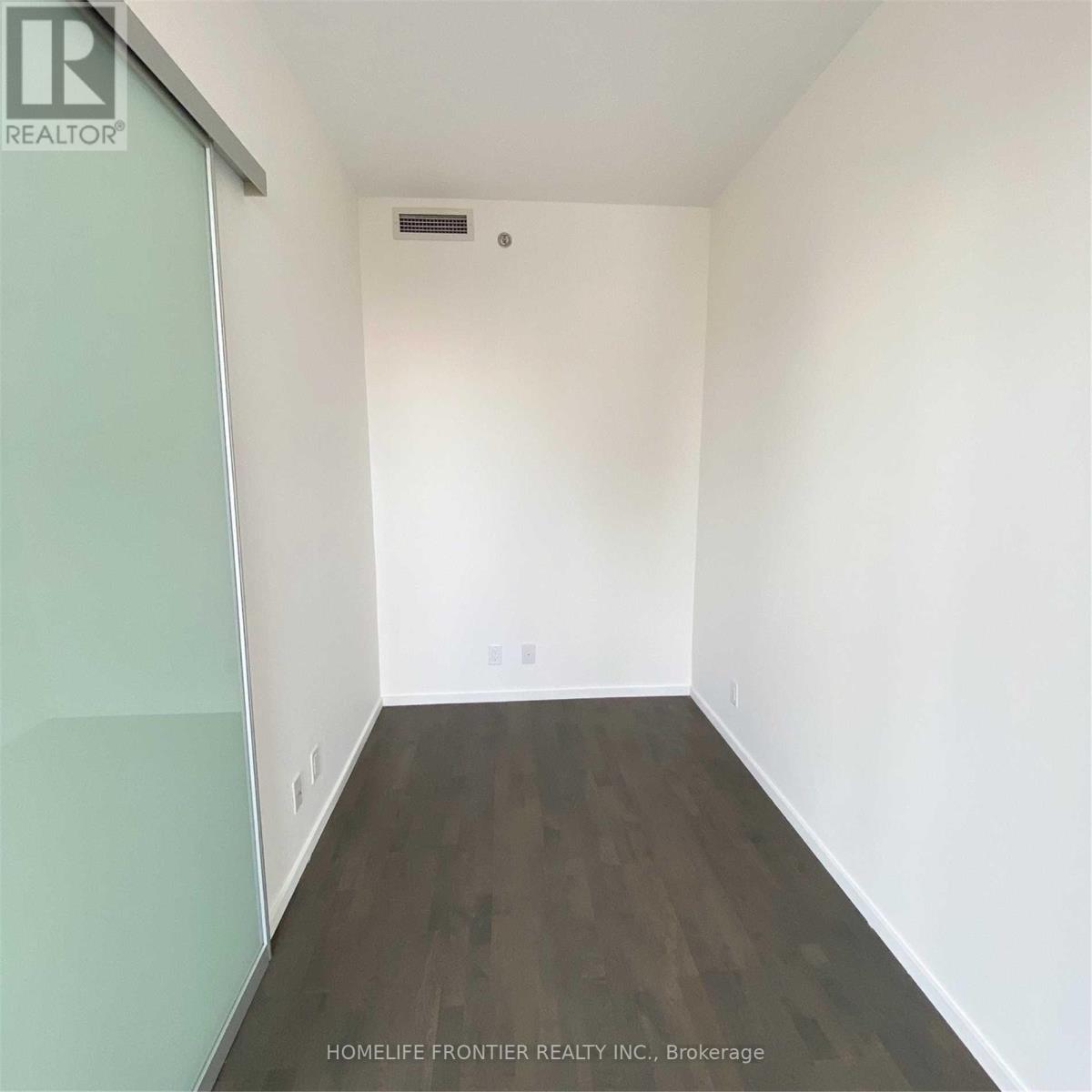 1211 - 5 St Joseph Street, Toronto, Ontario  M4Y 1J6 - Photo 4 - C12544198