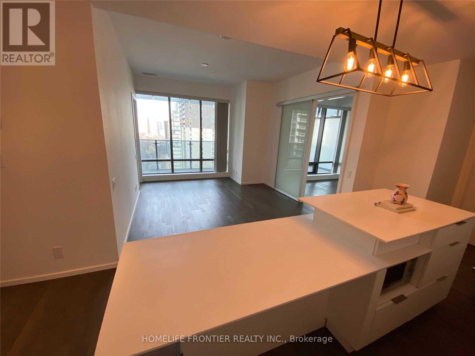 1211 - 5 St Joseph Street, Toronto, Ontario  M4Y 1J6 - Photo 5 - C12544198