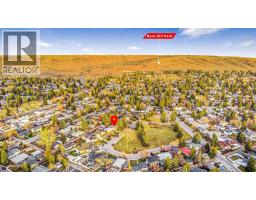 5111 Barron Crescent NW Brentwood