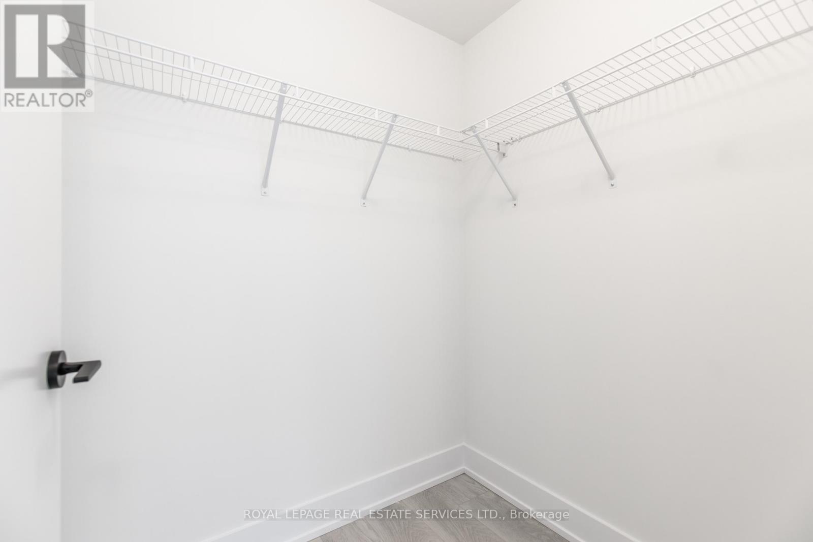 451 - 2450 Old Bronte Road, Oakville, Ontario  L6M 5P6 - Photo 10 - W12546842