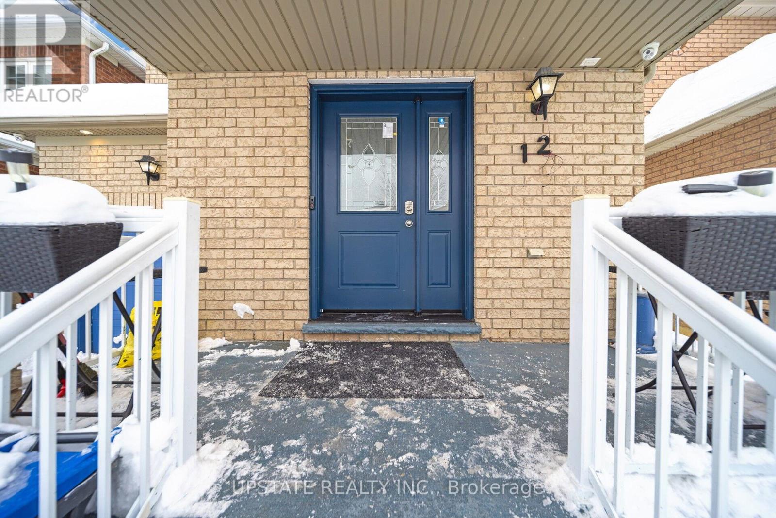 12 Bramfield Street, Brampton, Ontario  L7A 2W3 - Photo 4 - W12546850