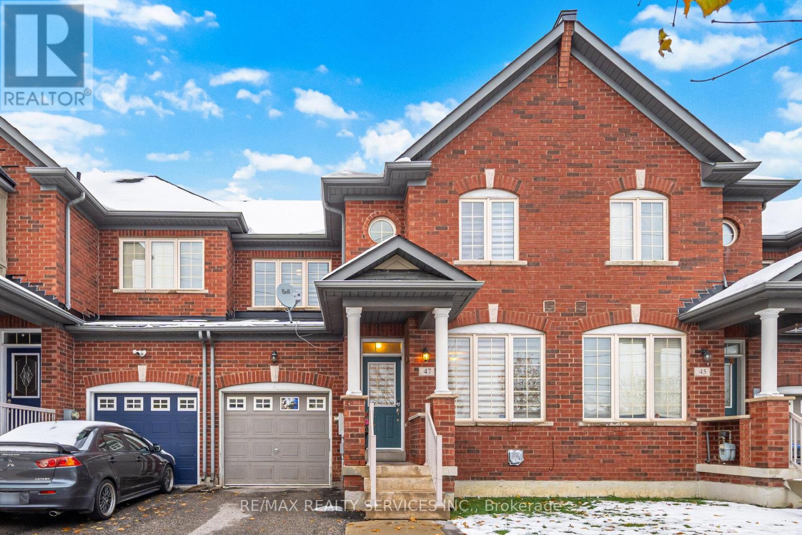 47 TOMABROOK CRESCENT, Brampton, Ontario