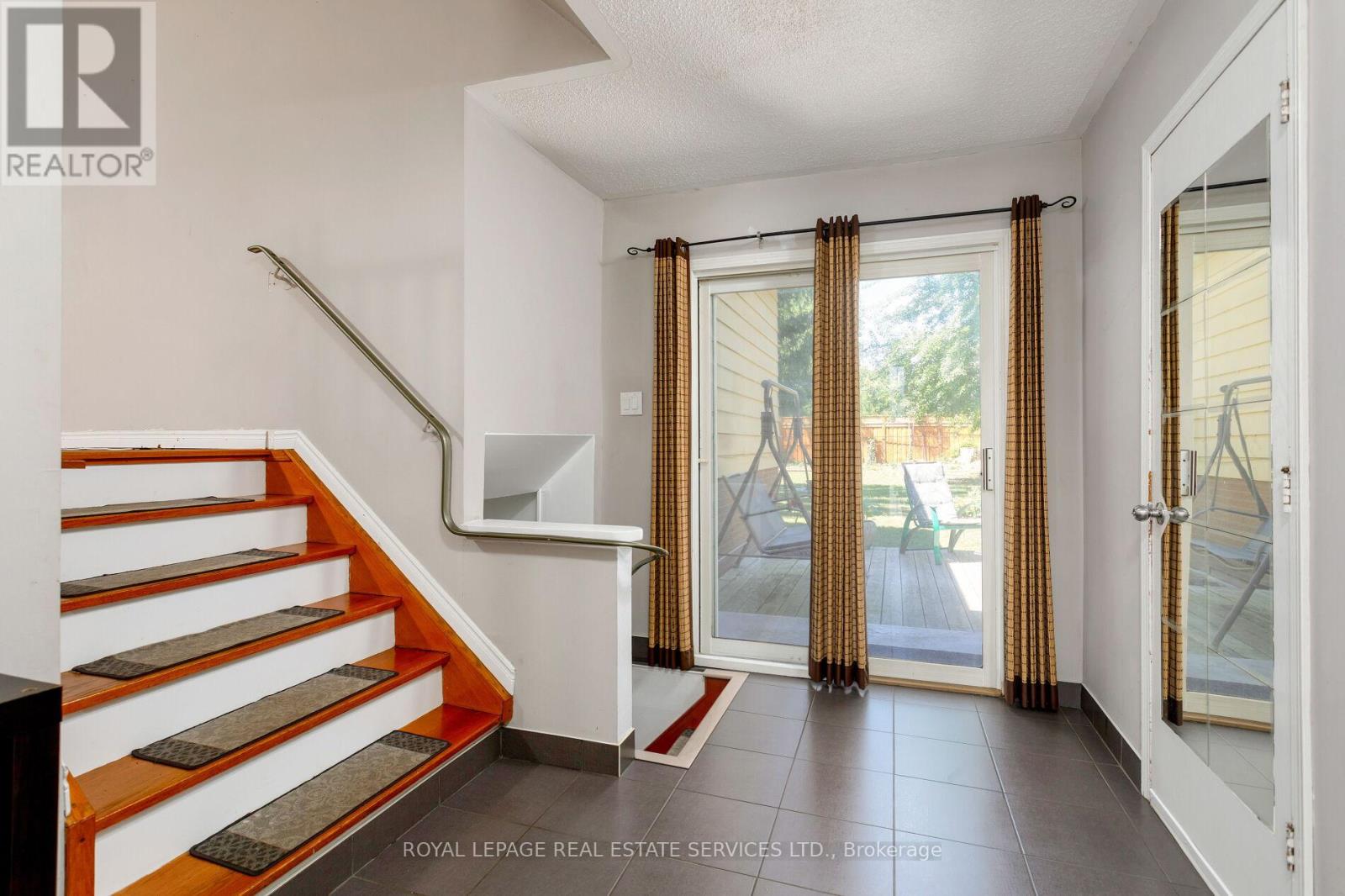 2339 Hixon Street, Oakville, Ontario  L6L 1T7 - Photo 23 - W12546856