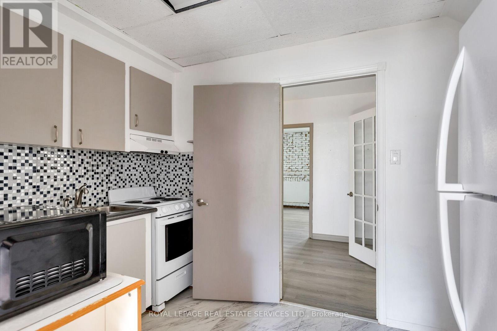 2339 Hixon Street, Oakville, Ontario  L6L 1T7 - Photo 25 - W12546856