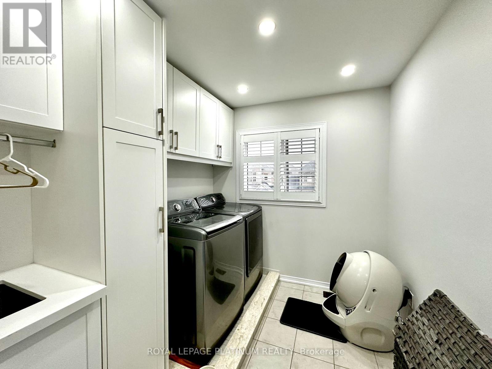 68 Fallmeadow Circle, Brampton, Ontario  L6Y 0Y7 - Photo 19 - W12546868