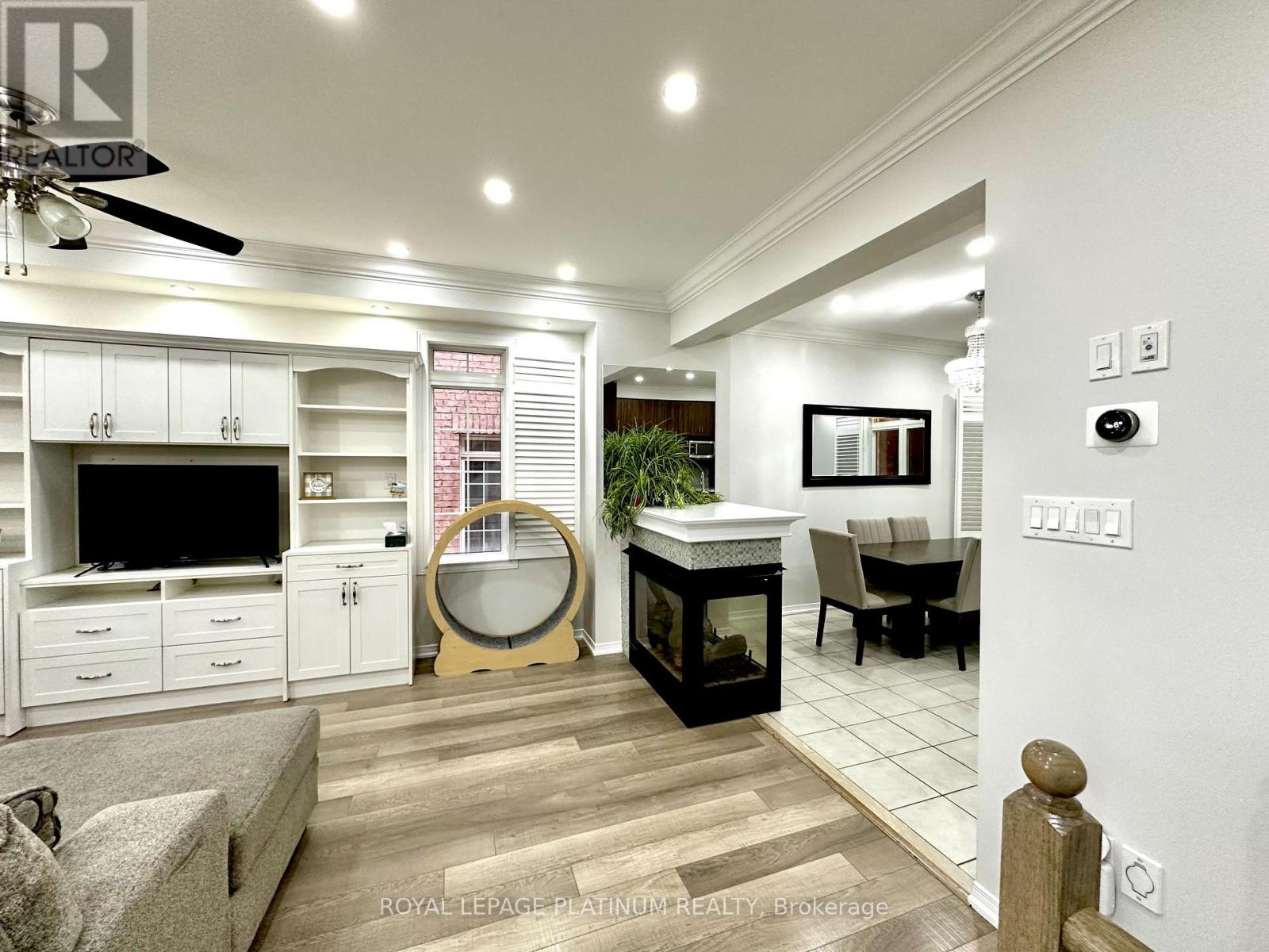 68 Fallmeadow Circle, Brampton, Ontario  L6Y 0Y7 - Photo 3 - W12546868