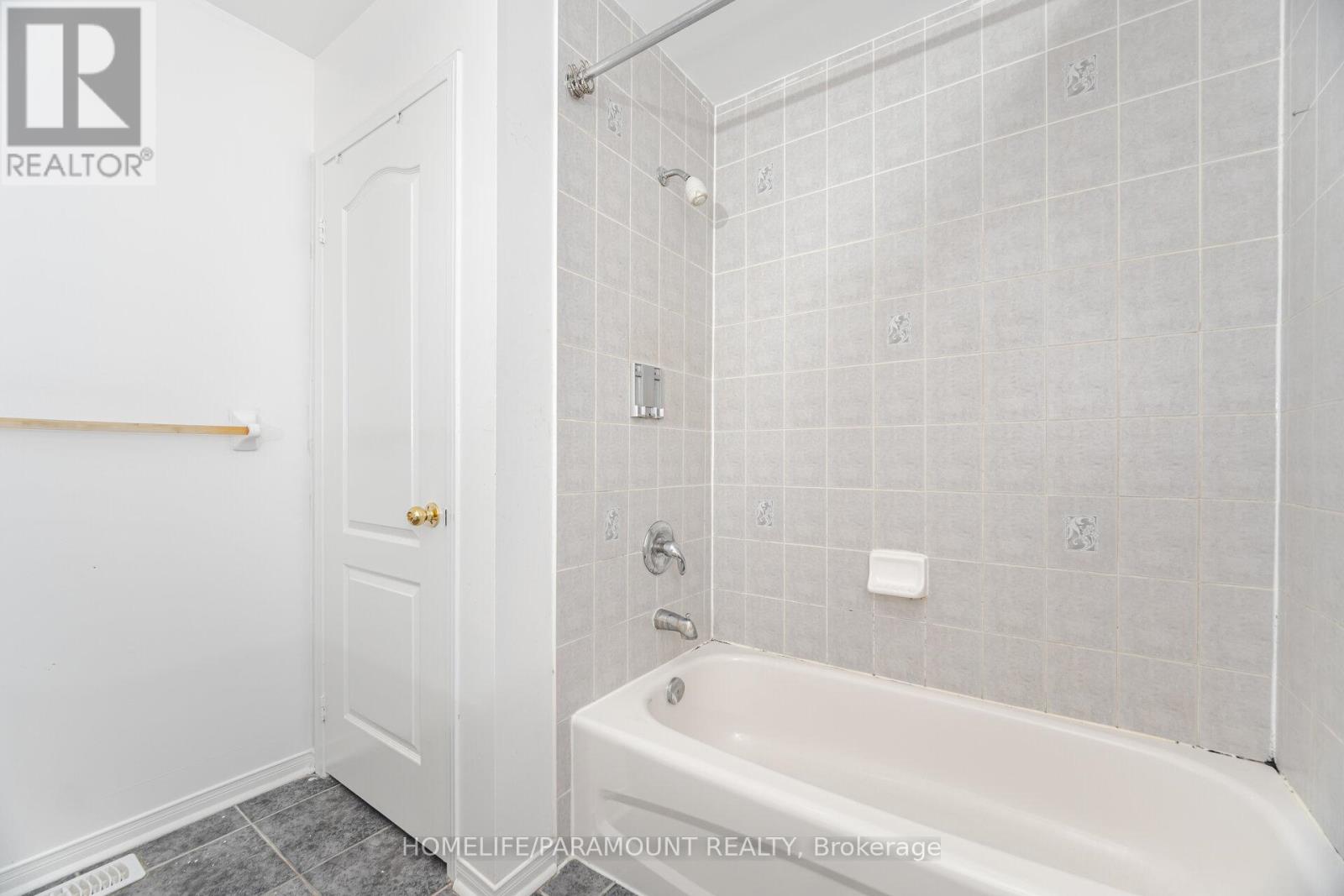 15 Vermont Road, Brampton, Ontario  L7A 3G3 - Photo 28 - W12546886