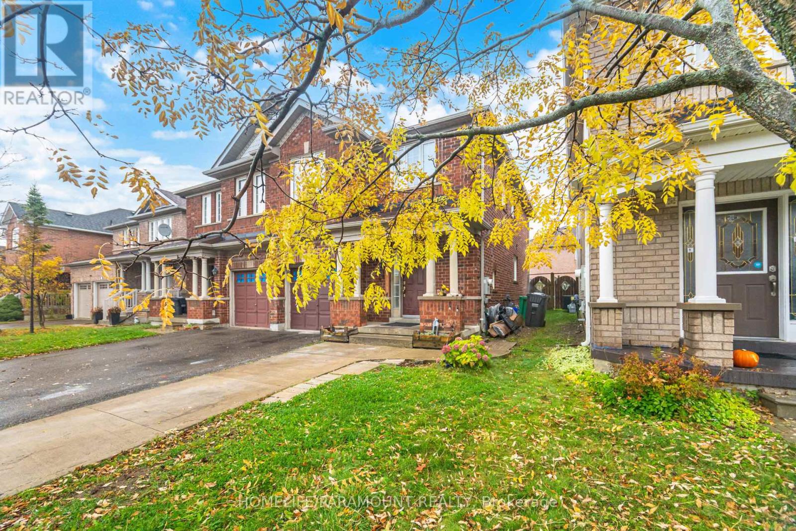 15 Vermont Road, Brampton, Ontario  L7A 3G3 - Photo 4 - W12546886