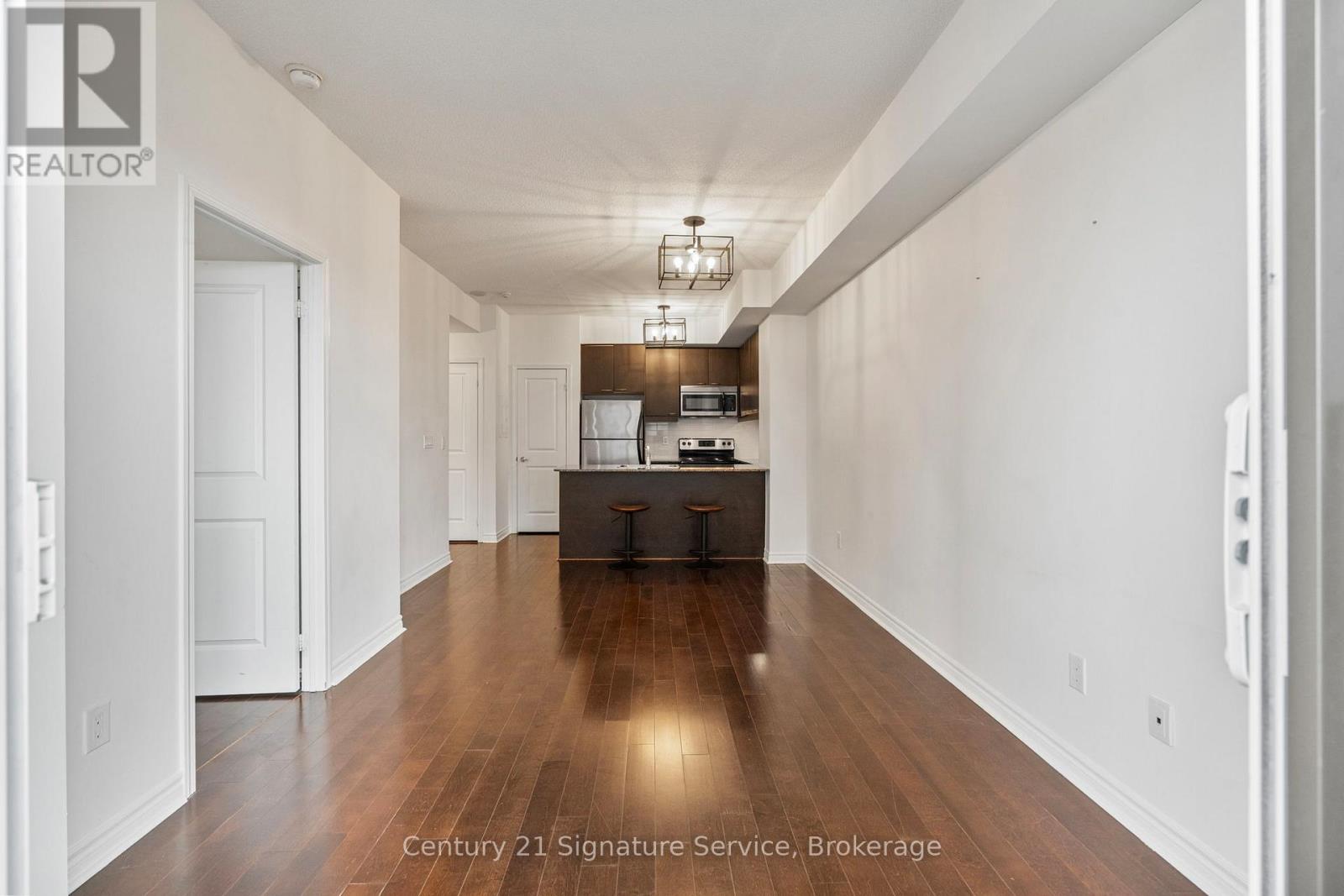 2001 - 385 Prince Of Wales Drive, Mississauga, Ontario  L5B 0C6 - Photo 20 - W12546906