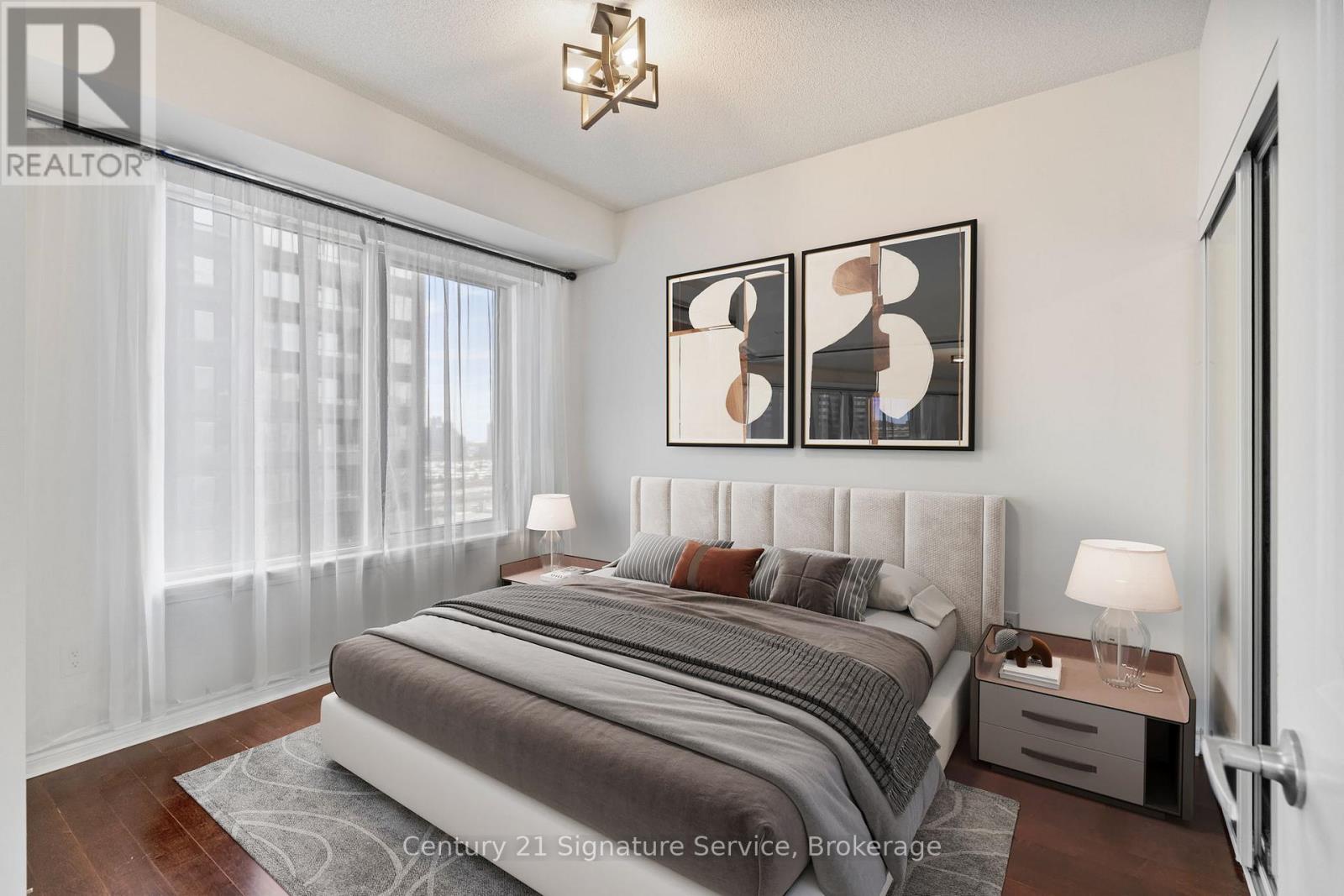 2001 - 385 Prince Of Wales Drive, Mississauga, Ontario  L5B 0C6 - Photo 21 - W12546906