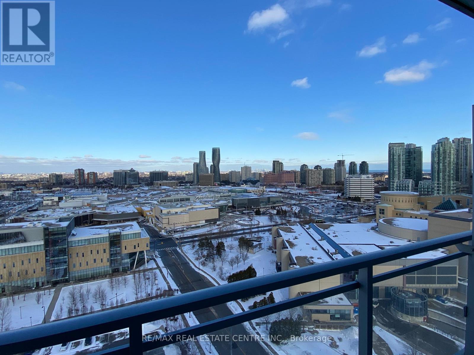 1812 - 365 Prince Of Wales Drive, Mississauga, Ontario  L5B 0G6 - Photo 10 - W12546908