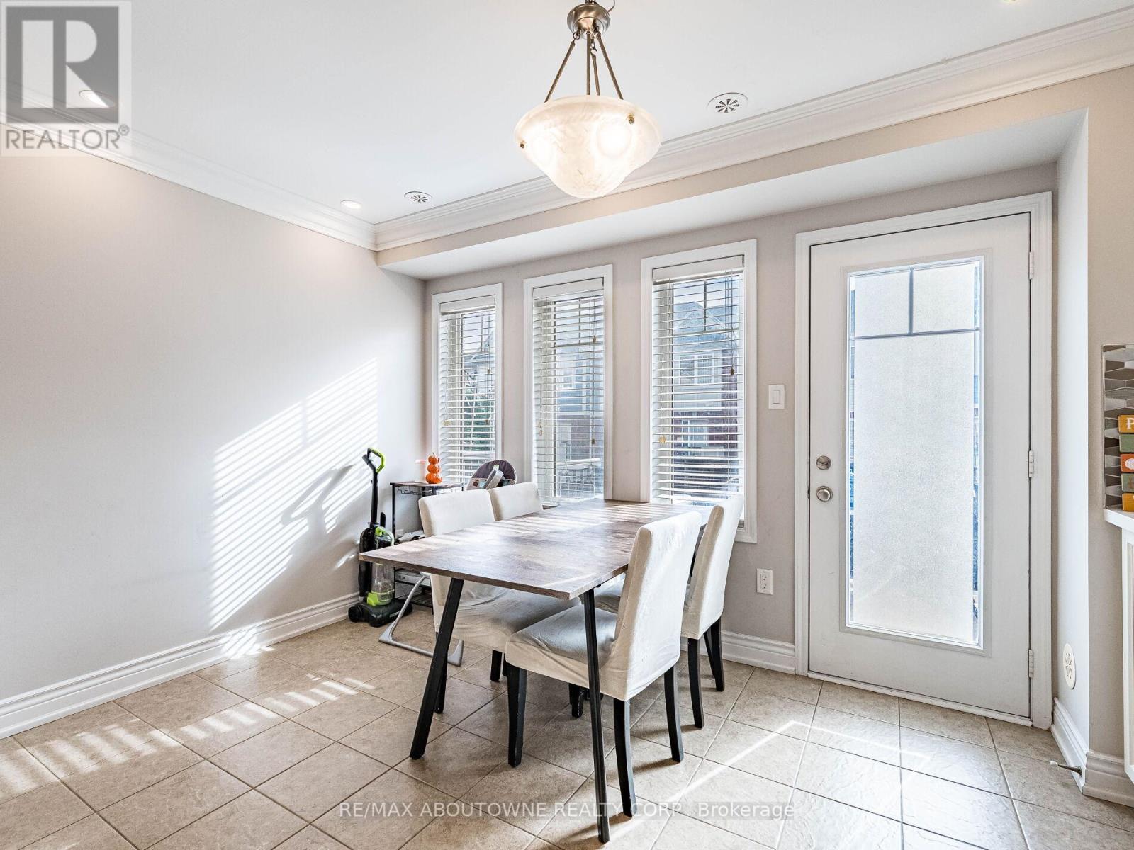 29 - 6020 Derry Road, Milton, Ontario  L9T 8L6 - Photo 23 - W12546924