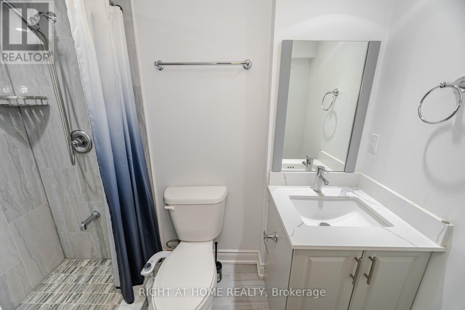 131 Crystal Glen Crescent, Brampton, Ontario  L6X 0K6 - Photo 38 - W12546928