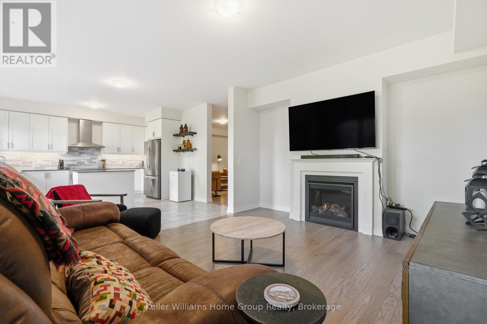 425 Adelaide Street, Wellington North, Ontario N0G 1A0 - Photo 6 - X12547000
