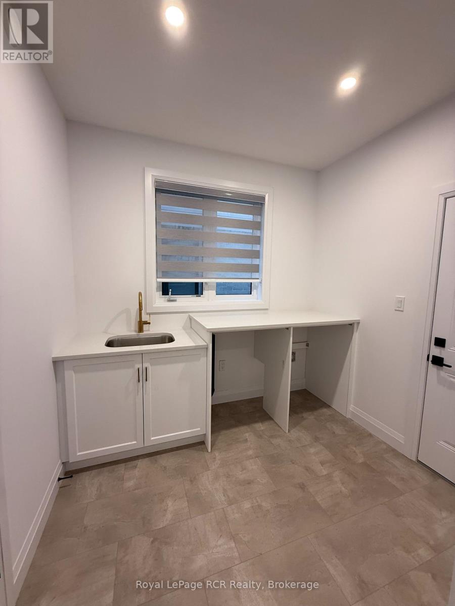 236 Schmidt Drive, Wellington North, Ontario  N0G 1A0 - Photo 11 - X12547038