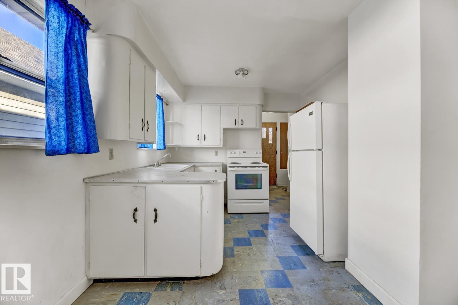 12007 69 St Nw, Edmonton, Alberta  T5B 1S7 - Photo 11 - E4465795