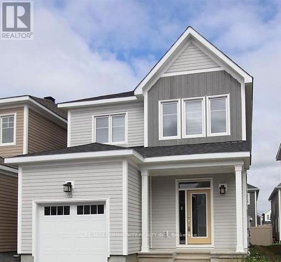 32 PACING WALK, Ottawa, Ontario